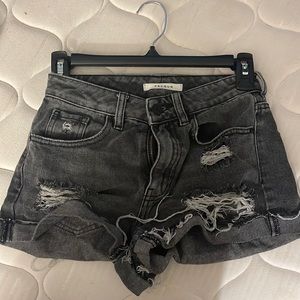 Black PacSun mom shorts
